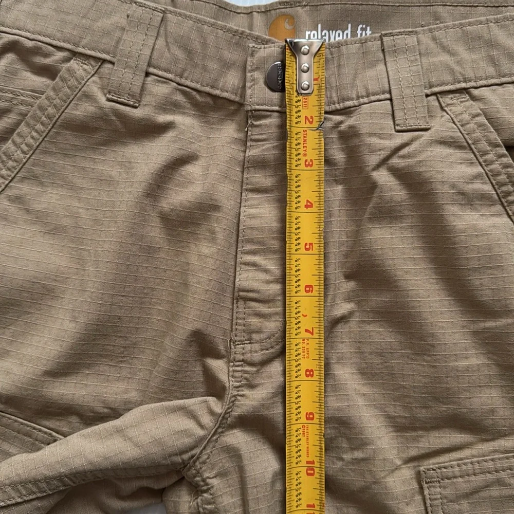 Carhartt NWOT Relaxed Fit Force Broxton Tan - khaki Cargo shorts. Men’s size 30